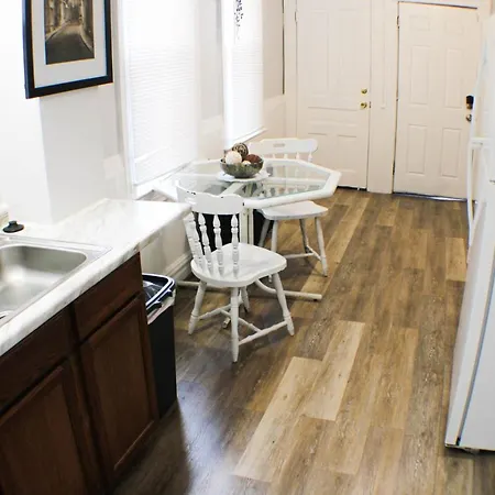 2 Bedroom - Off Street Parking - Amazing View Nearby Pittsburgh Exterior photo